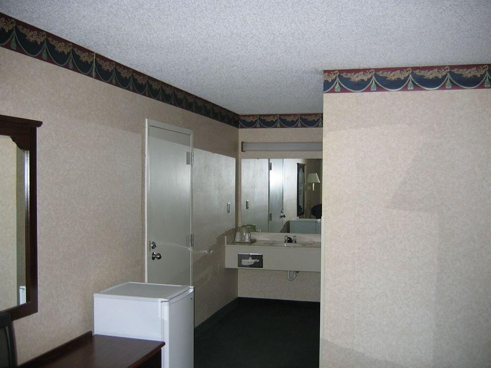America'S Best Value Inn & Suites Sheridan Esterno foto