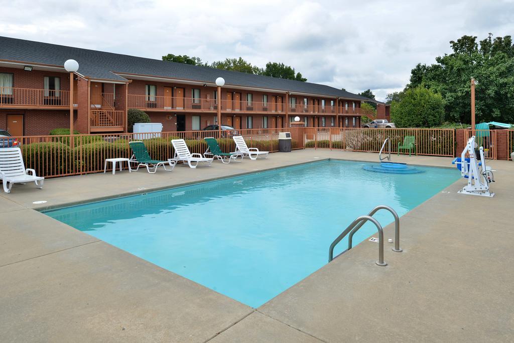 America'S Best Value Inn & Suites Sheridan Esterno foto